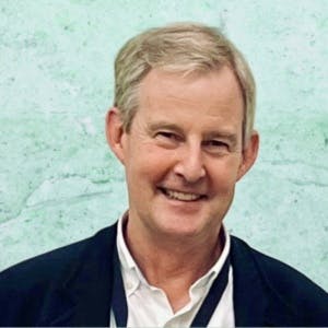 headshot of Jonathan Knowles