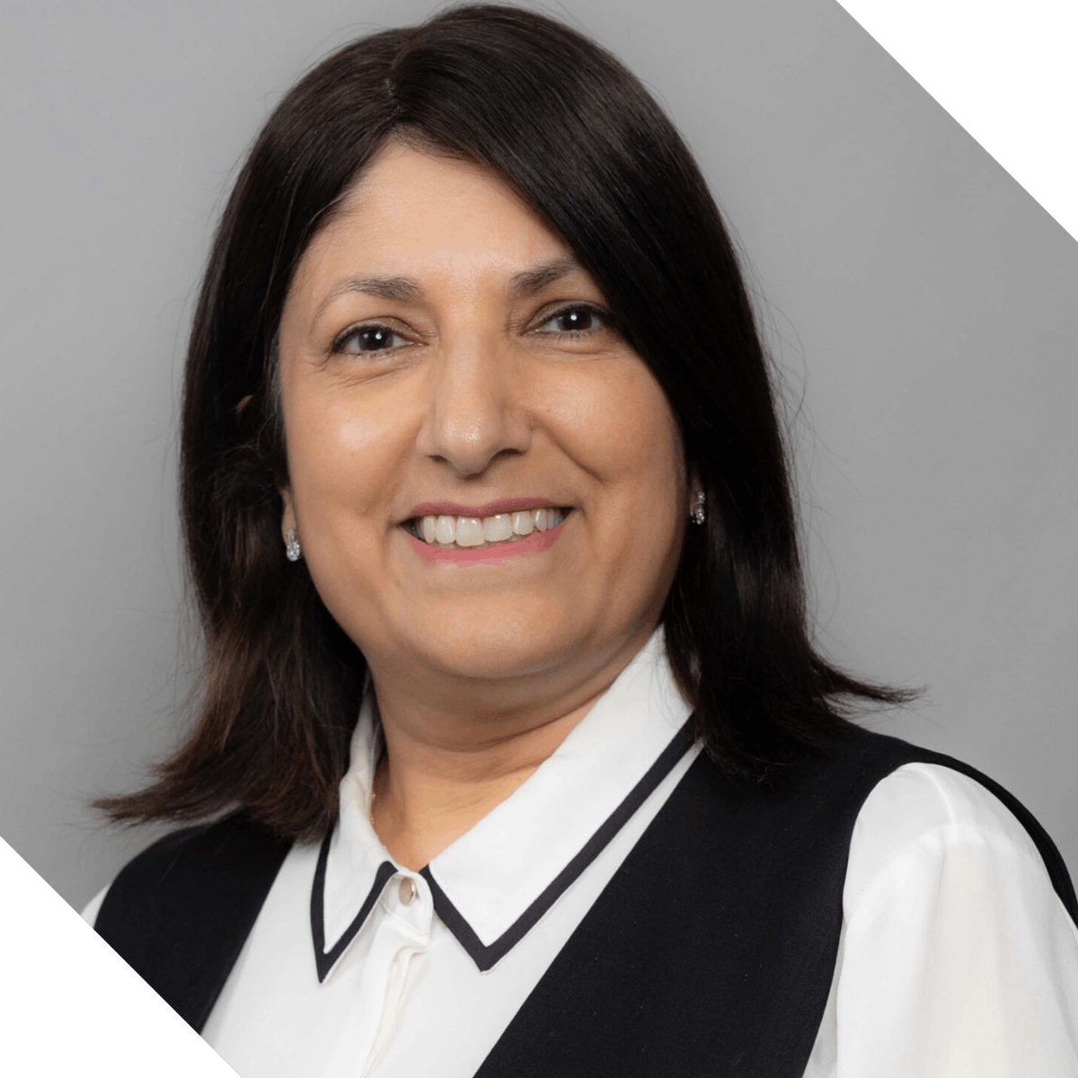 Munnawar Chishty, Chief Marketing Officer Carlsberg Britvic - Speaker at Festival of Marketing 2025